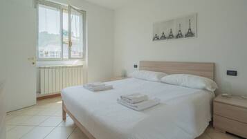 1 Schlafzimmer, Reisekinderbett, kostenloses WLAN, Bettwäsche