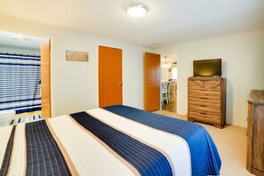 2 bedrooms, WiFi, bed sheets