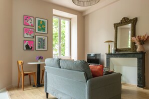 Smart TV - Studio by the Loire - Near center and airport (Nantes)
