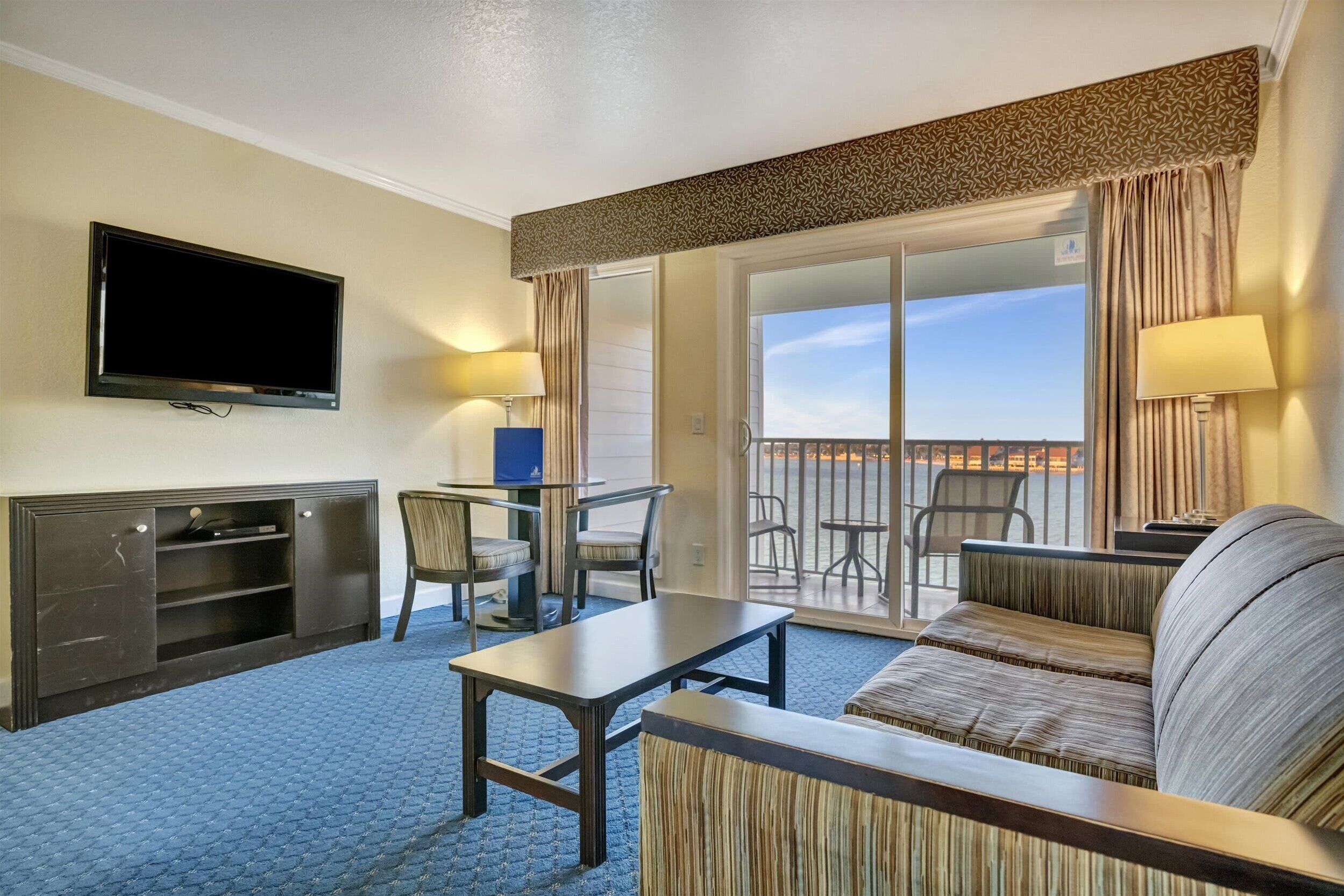 Télévision, espaces bureaux