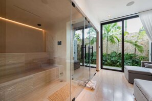 Interior - La Serenissima · Luxury Golf Front Villa (Punta Cana)