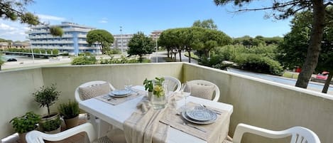 Appartement, 2 chambres, balcon, vue jardin | Balcon