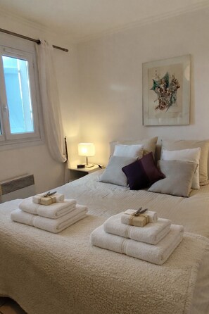 2 Schlafzimmer, Bügeleisen/Bügelbrett, Reisekinderbett, kostenloses WLAN