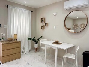 Dining - Salitre Studio | Walking to Beach and Shared Pool (Dorado)