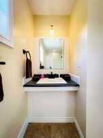 Deluxe Double Room | Bathroom