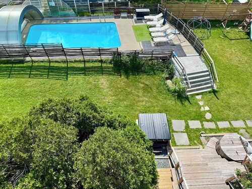 Spacious 7BR Lakefront Home with Pool and Sauna