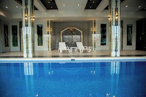 Indoor pool, seasonal outdoor pool - TuronResort (G‘azalkent)