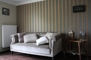 Living area - Stylishly furnished vacation apartments in a former winery in the Southern Palatinate (Böchingen)