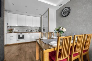Fridge, microwave, oven, stovetop - Bemowo Two-Bedrooms Apt - 52m2, Parking, Loggia - by Rentujemy (Warszawa)