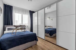 Schreibtisch, Bügeleisen/Bügelbrett, WLAN, Bettwäsche