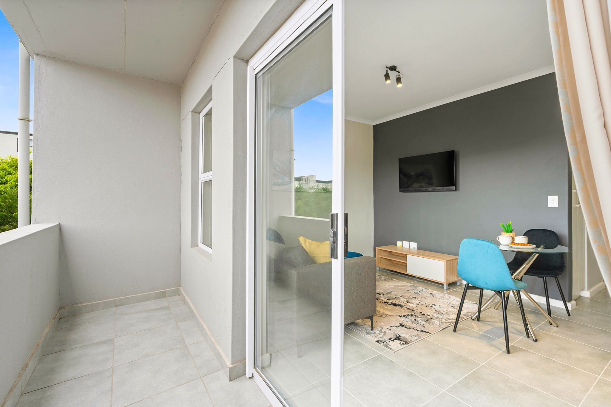 Apartment (1 Bedroom) | Interior