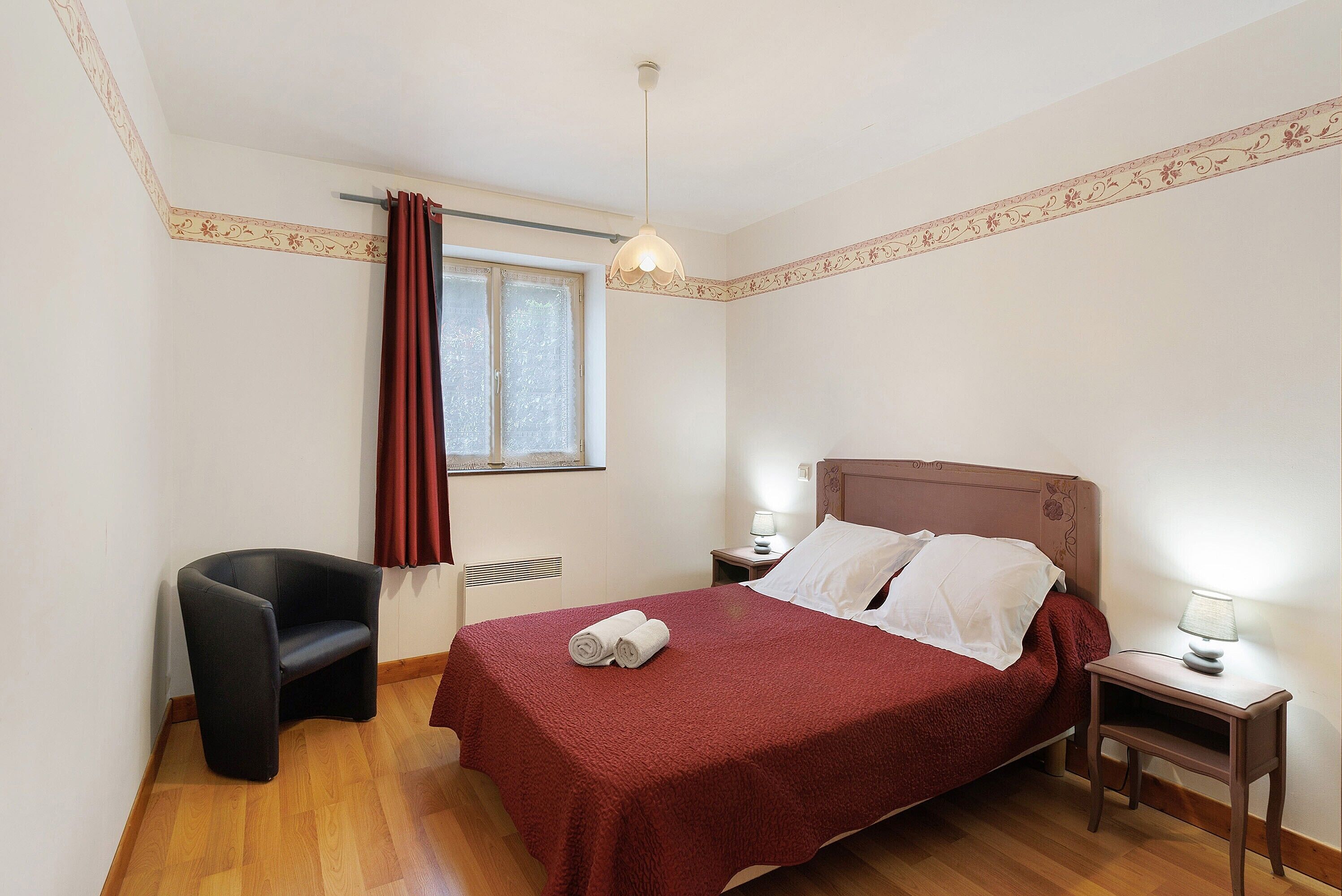 Iron/ironing board, WiFi