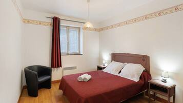 Iron/ironing board, WiFi