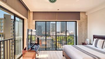 1 habitación, decoración personalizada y muebles diferentes