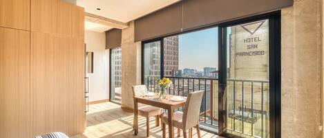 開放式套房, 1 張標準雙人床, 小廚, 城市景 (Juarez 56 1201) | 用餐區