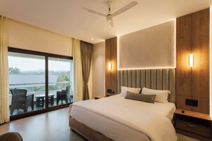 Premier Double Room, Balcony, Valley View | Free WiFi