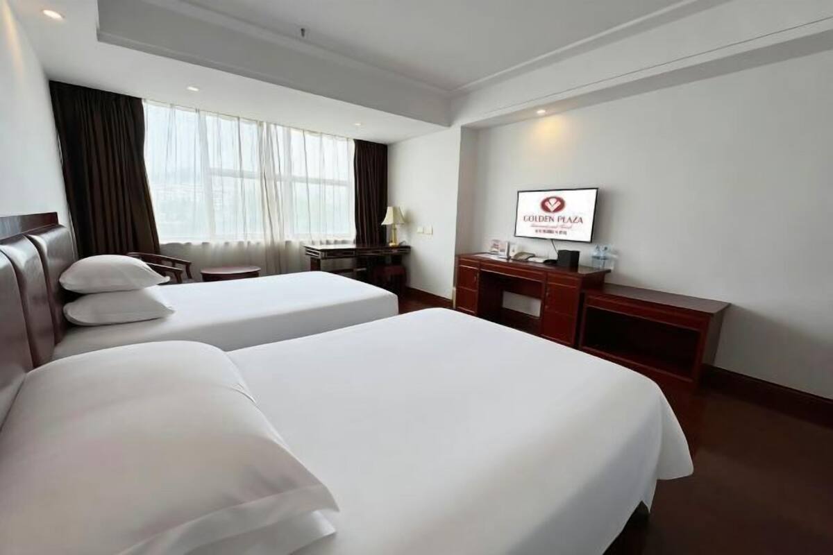 Laptop workspace, free WiFi