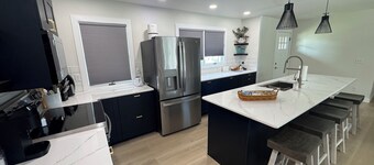 Recently Renovated Lakefront Retreat on George Lake