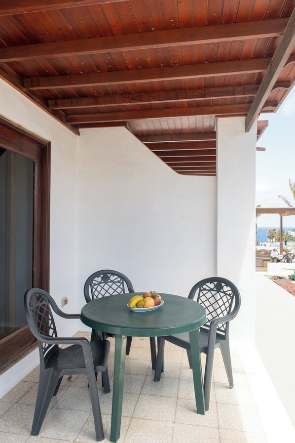 Appartement Standard, vue jardin | Restauration extérieure