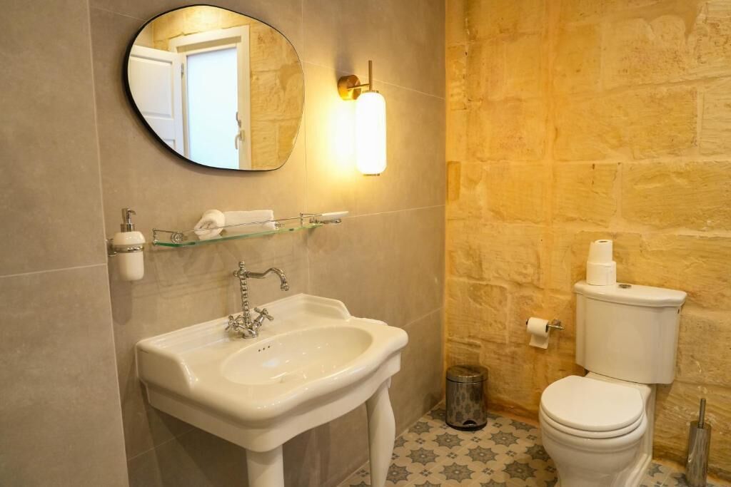 Standard-Doppelzimmer | Badezimmer