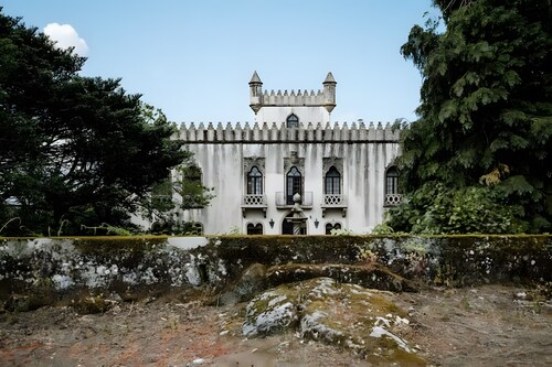 Villa 'Castelo De Portuzelo' with River Views, Private Pool and Wi-Fi