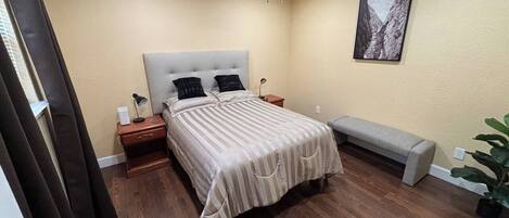 Fer et planche à repasser, Wi-Fi, draps fournis