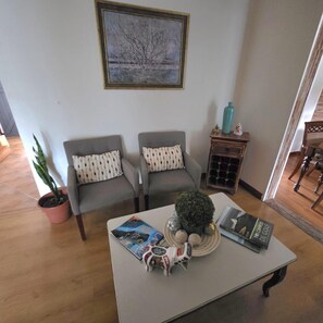 Interior - Spacious 6-bedroom house in wonderful Puerto Varas with AC (Puerto Varas)