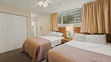 Iron/ironing board, free WiFi, bed sheets