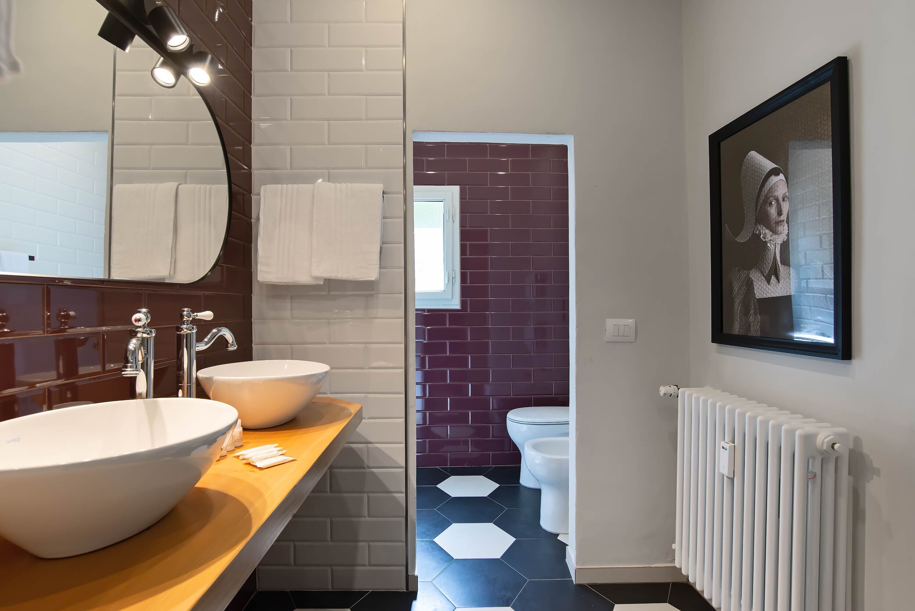 Comfort-Apartment | Badezimmer | Haartrockner, Handtücher, Seife, Shampoo