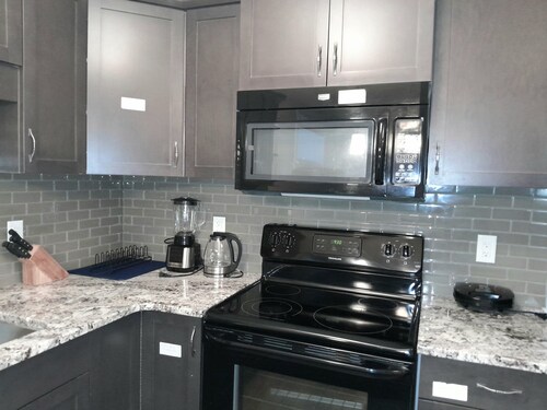 Hanuel’s Place is an elegant and cozy suite in Regina Saskatchewan, Canada