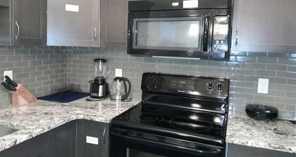 Hanuel’s Place is an elegant and cozy suite in Regina Saskatchewan, Canada