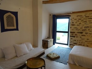 Fer et planche à repasser