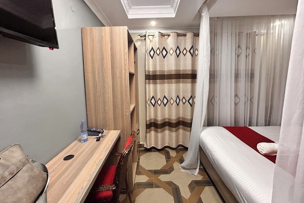 Habitación doble Deluxe | Wifi gratis y ropa de cama