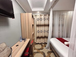 Habitación doble Deluxe | Wifi gratis y ropa de cama 