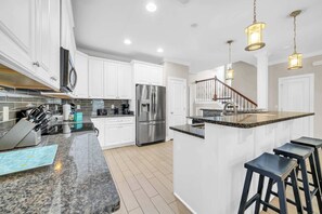Fridge, microwave, oven, stovetop - Kono Breeze | 4 BR Destin Vacation Home Near Crystal Beach | 2PM Check in! Resort Pool + Prime Location (Destin)