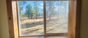 Simple & Quite 2-bedroom 1 bath in Trout Creek minutes from the Clark Fork River