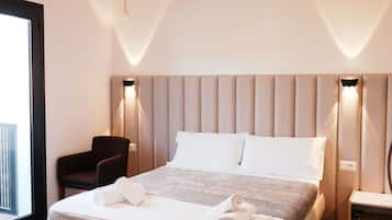 Standard Triple Room, Balcony, Garden View | Free WiFi