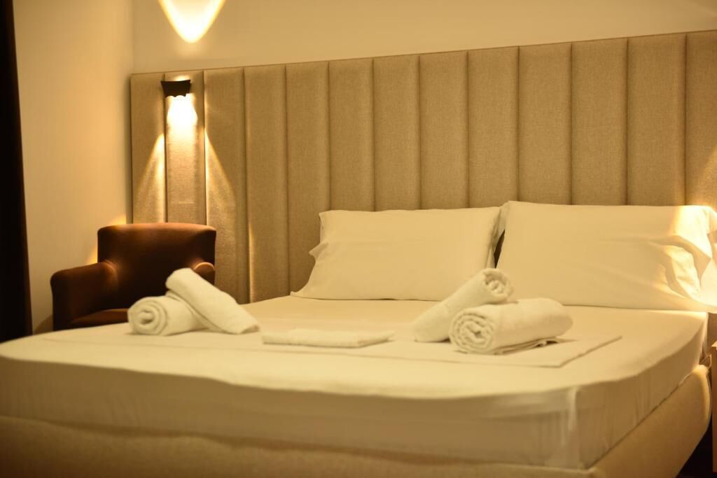 Standard Triple Room, Balcony, Garden View | Free WiFi