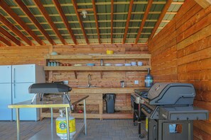 Private kitchen - Fairbank Views & Lakeside Dining (Whitefish)