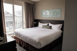 Bügeleisen/Bügelbrett, WLAN, Bettwäsche