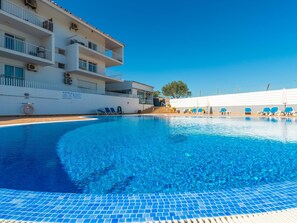Pool - Beachside Bliss 5 mins Beach & Waterfront - Pool - Wi-Fi (Cabanas de Tavira)