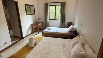 Standard Triple Room, City View