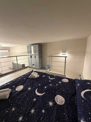 Room - Vrbo Property (Torino)