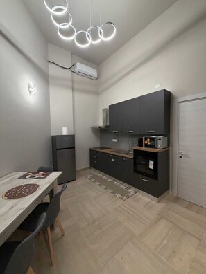 Private kitchen - Vrbo Property (Torino)