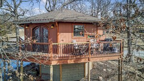Property grounds - Cozy Lake View Treehouse (Diamond City)