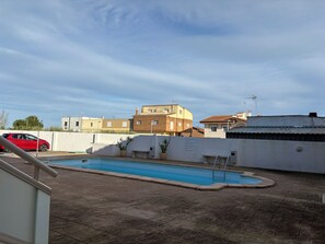 Pool - Renovated apartment with pool and 2 minutes from the beach. Quiet location (Els Muntells)