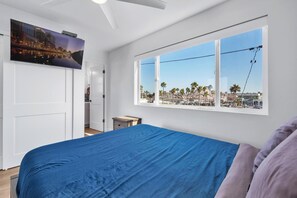 1 dormitori, planxa i posts de planxar, wifi i roba de llit 