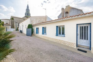 Exterior - Typical Vendée House – Sleeps 6 (Triaize)