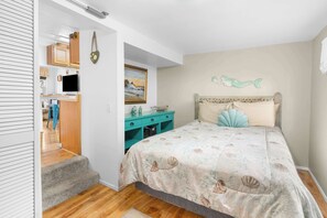 1 bedroom, iron/ironing board, WiFi, bed sheets - Historic Rockaway Cottage Near 7 Miles of Beach (Rockaway Beach)