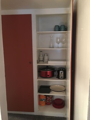 Interior - Second Story 2 bedroom Apartment near Downtown, Avera and Mckenon Park (Sioux Falls)